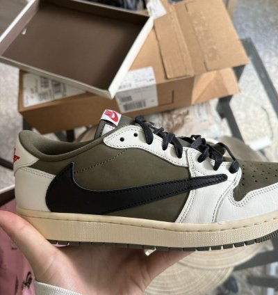 Travis Scott Medium Olive Jordan 1 Retro Low Og Sp