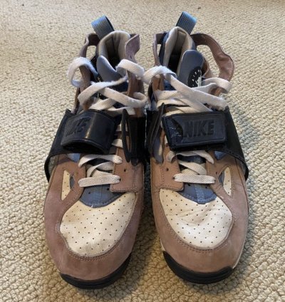 Vintage Air Trainer Huarache Escape