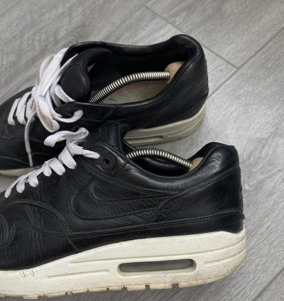 Vintage Black Leather Low Top Nike Air Max 1