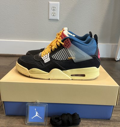 Union Jordan 4 Off Noir