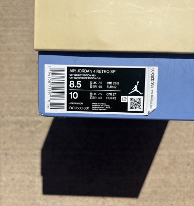 Union La Jordan 4 Off Noir