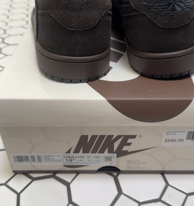 Velvet Brown Travis Scott