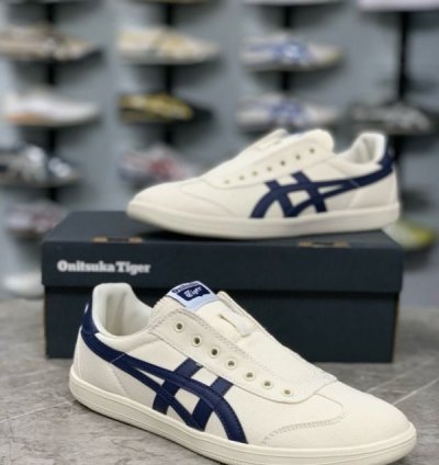Onitsuka Tiger Tokuten Navy Cream Slipons