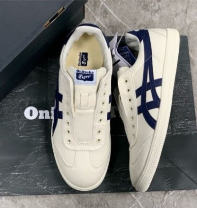 Onitsuka Tiger Tokuten Navy Cream Slipons