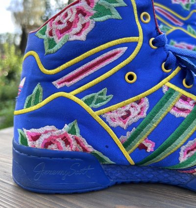Adidas Jeremy Scott Wings Chinese New Year Sneakers Q21475