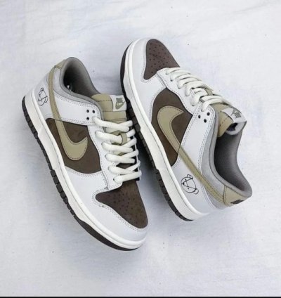 Otomo Katsuhiro X Nike Sb Dunk Low Dark Brown Sneakers