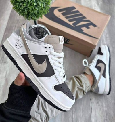 Otomo Katsuhiro X Nike Sb Dunk Low Dark Brown Sneakers