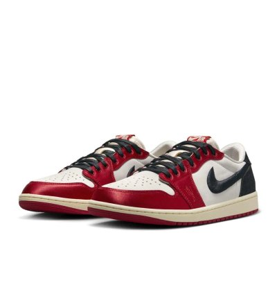 Jordan 1 Low Trophy Room Away