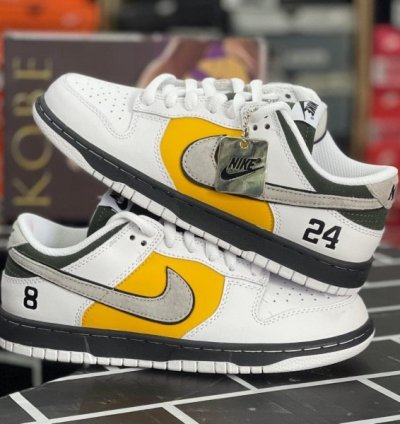 Otomo Katsuhiro X Nike Sb Dunk Low Pro Kobe Sneakers