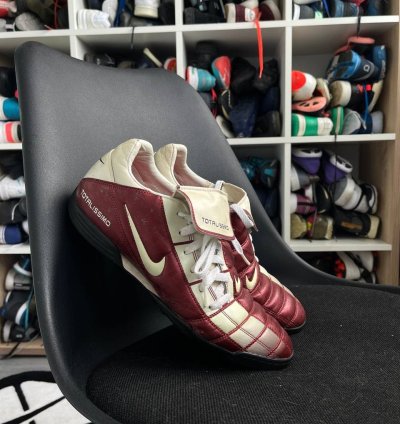 Vintage Nike Totalissimo Soccer Shoes Total