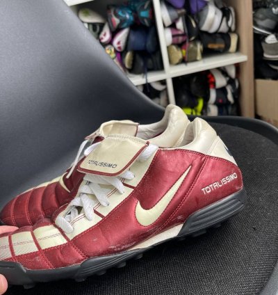 Vintage Nike Totalissimo Soccer Shoes Total
