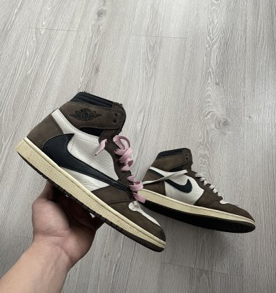 Wait Offers Jordan 1 Travis Scott