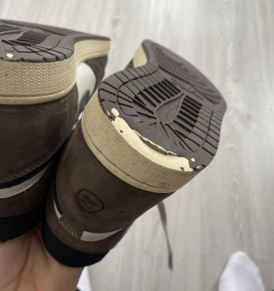 Wait Offers Jordan 1 Travis Scott