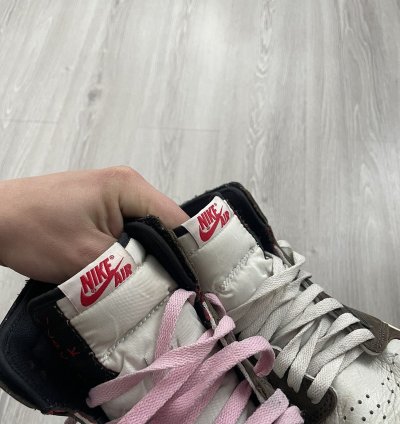 Wait Offers Jordan 1 Travis Scott