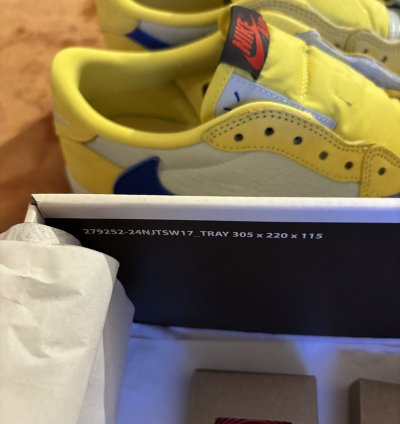 Jordan 1 Retro Low Og Sp Travis Scott Canary