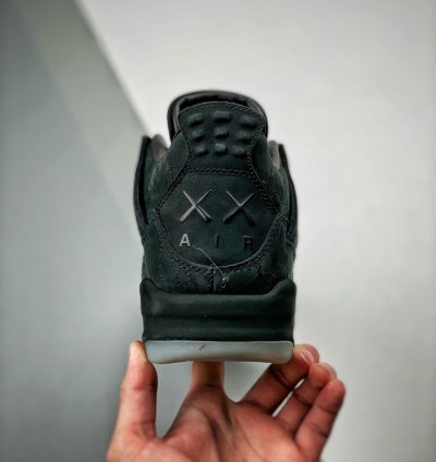 Nike Air Jordan 4 X Kaws Black 930155-001
