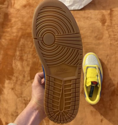 Jordan 1 Retro Low Og Sp Travis Scott Canary