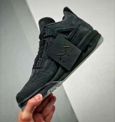 Nike Air Jordan 4 X Kaws Black 930155-001