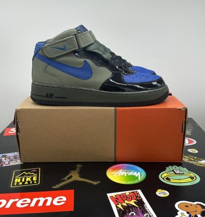 Vintage Nike Air Force 1 Mid Dirk