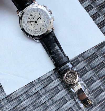 Patek Philippe Chronograph Extracts From The Archives