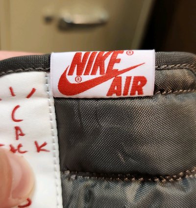 Jordan 1 Retro Low Travis Scott Reverse Mocha