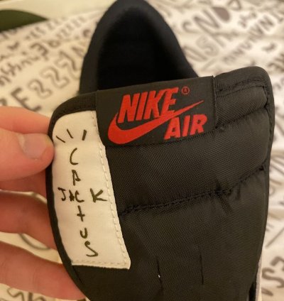 Jordan 1 Travis Scott Olive 9 5m 11w