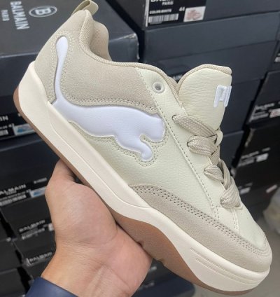 Puma Park Beige Sneakers