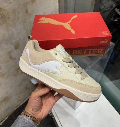 Puma Park Beige Sneakers