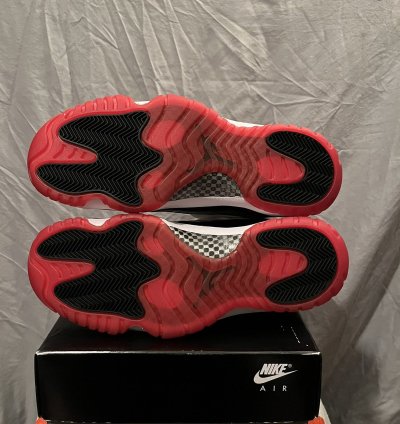 Jordan 11 Low Concord Bred