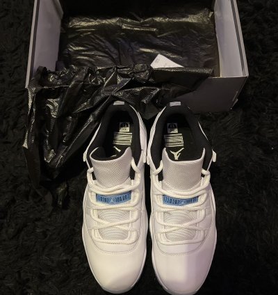 Jordan 11 Low Legend Blue