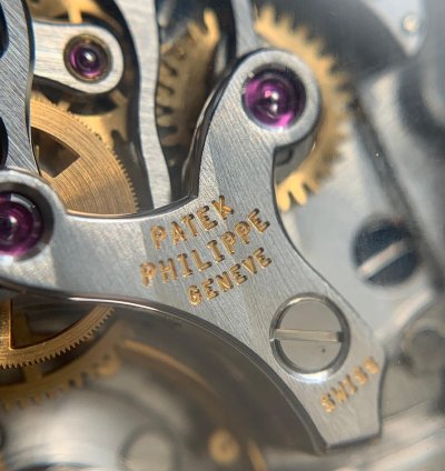 Patek Philippe Chronograph In White Gold - Discontinued - 5070g