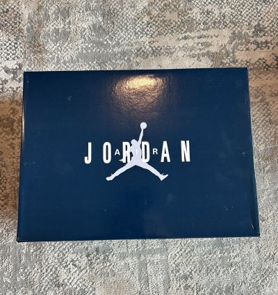 Jordan 11 Retro Low Diffused Blue