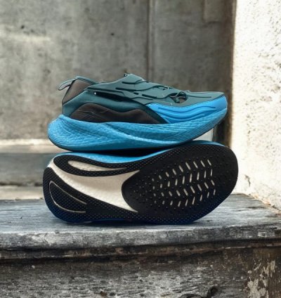 Reebok Floatride X Argus Black Blue Sneakers