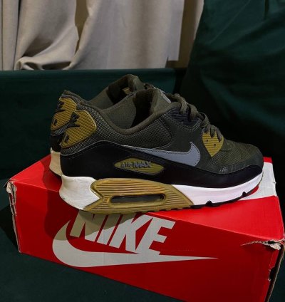 Vintage Nike Air Max 90 Essential Sneakers 537384-307