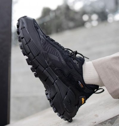 Reebok Zig Kinetica Edge 25 Black Sneakers