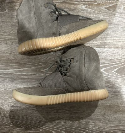 Adidas Yeezy 750 Chocolate