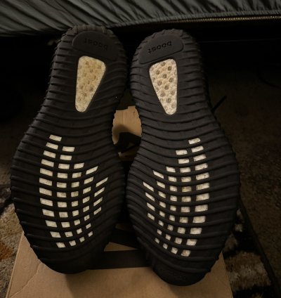 Adidas Yeezy Boost 350 Bred