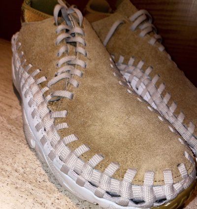 Air Footscape Woven Chukka Gold Light Orewood Suede Leather