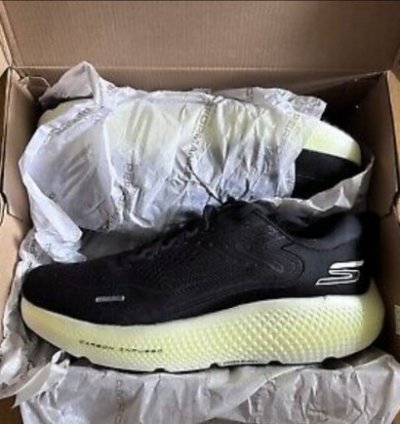 Skechers Go Run Max Road 6 Running Shoes