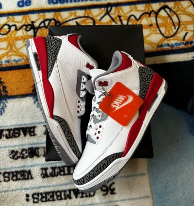Jordan 3 Fire Red Retro 2022
