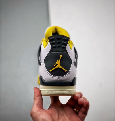 Nike Air Jordan 4 Vivid Sulfur Aq9129-101