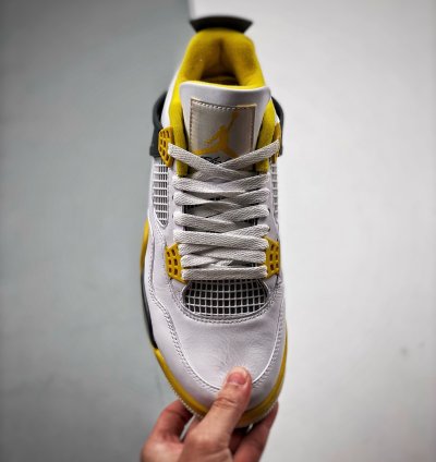 Nike Air Jordan 4 Vivid Sulfur Aq9129-101