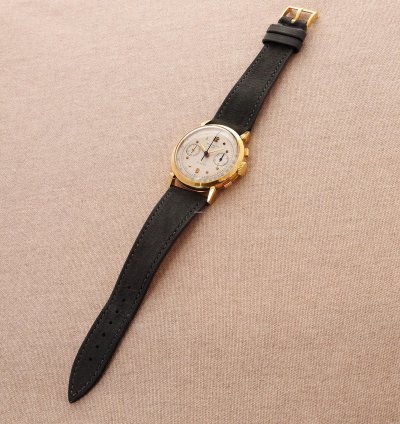 Patek Philippe Chronograph Yellow Gold Chronograph Ref 1579 Retailed By Gubelin In Extraordinary Condition