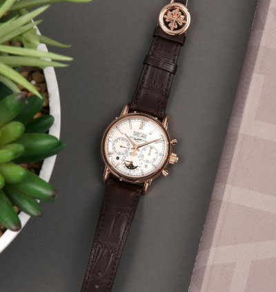 Patek Philippe Complications 18k Rose Gold 5204r-001 - Ats-w008234