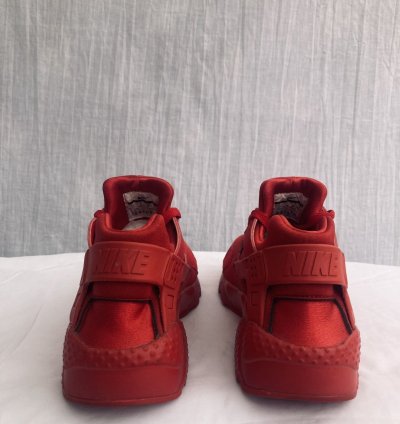 Vintage Nike Air Triple Red Huarache