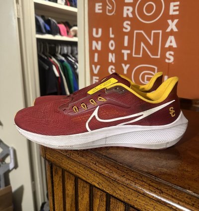 Vintage Nike Air Zoom Pegasus 39 Usc 2022 Size 13