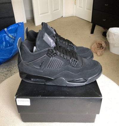 Jordan 4 Black Cat
