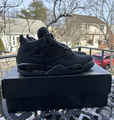 Jordan 4 Black Cat Retro