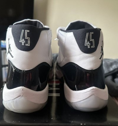 Air Jordan 11 Retro Concord 2018