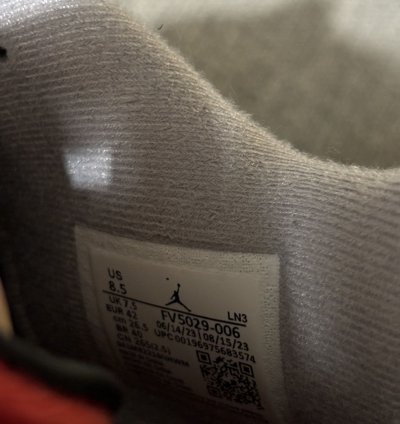 Jordan 4 Bred Reimagined Size 8 5